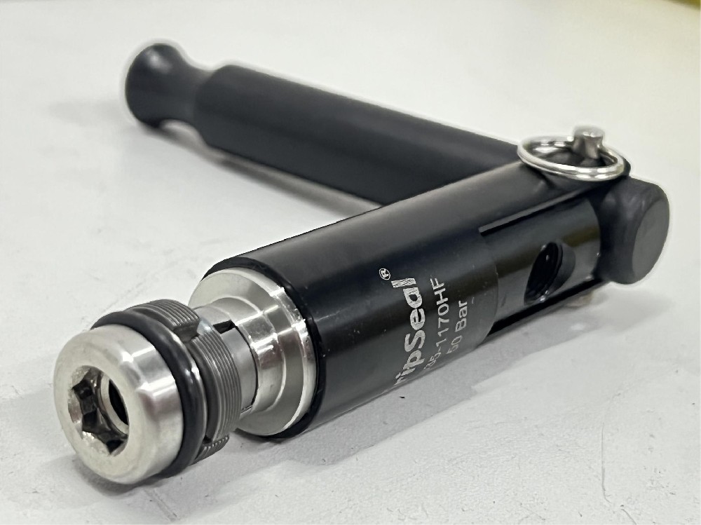 新能源汽車上的PACK電池包防爆閥在做氣密性測試時該如何進行密封