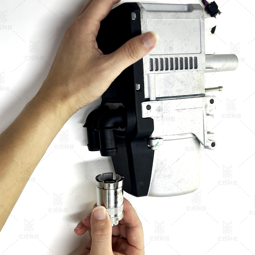 格雷希爾G70SP-180小主體無損連接密封測試接頭在駐車加熱器的應用